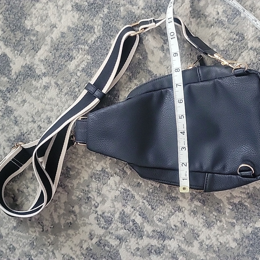 Universal Thread Black Backpack With Adjustable S… - image 8